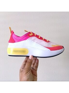 Nike Air Max Dia Special Edition Women’s Sneakers